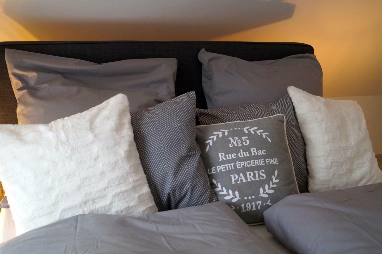 Ferienhaus Eifel Charlotte 克罗嫩堡 外观 照片