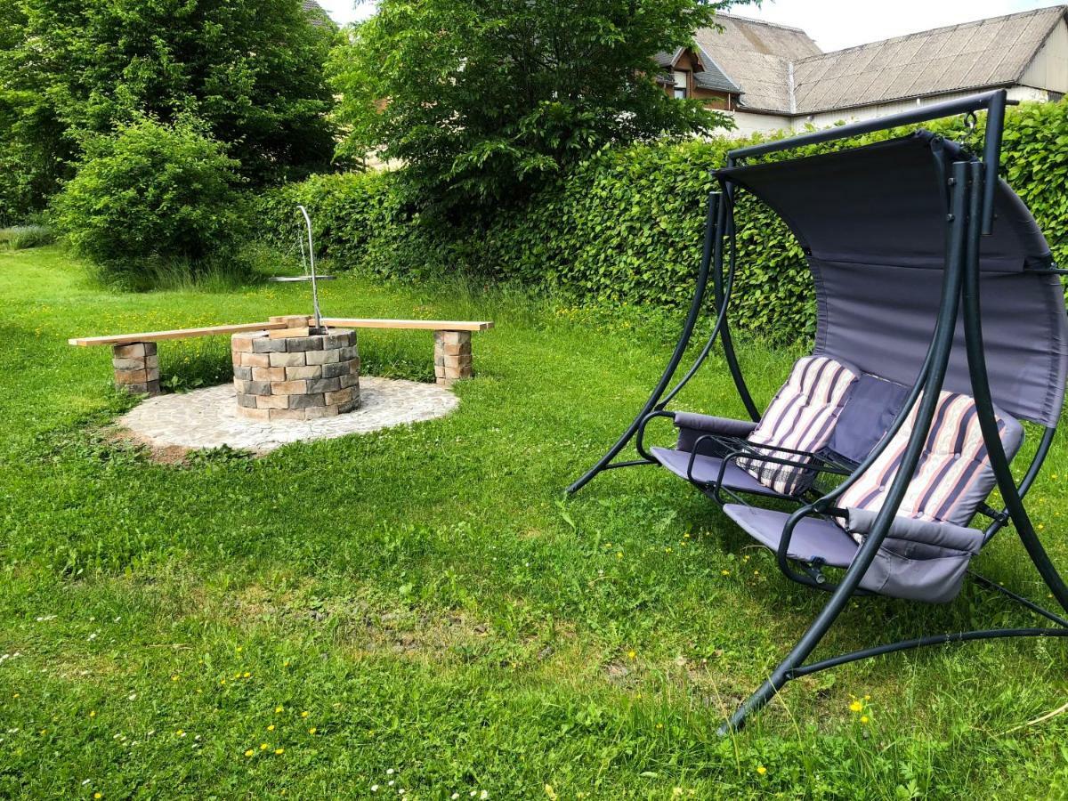 Ferienhaus Eifel Charlotte 克罗嫩堡 外观 照片